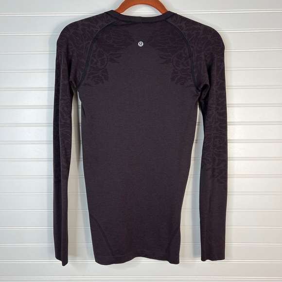 Lululemon Swiftly Tech Long Sleeve Floral Print Purple Plum size 4 - Picture 10 of 11